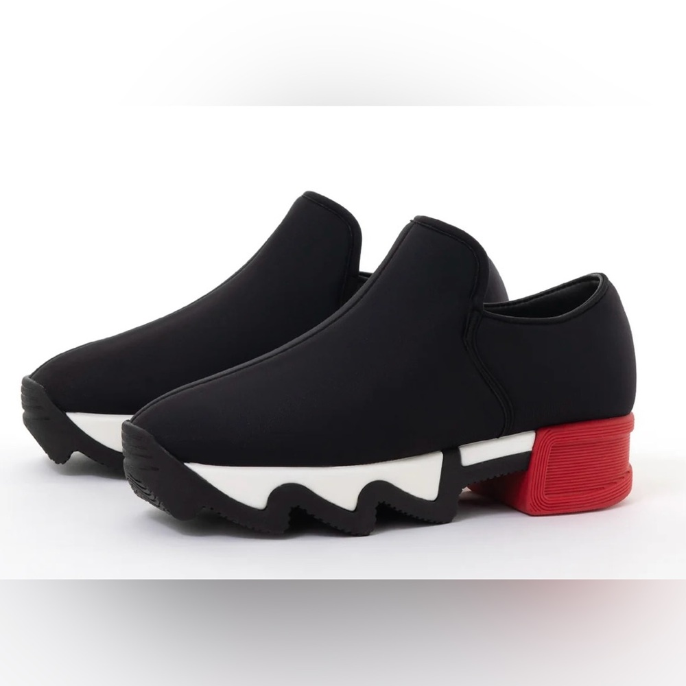 NIB iRi WES Black Red Low Top Platform Sneakers – Size 38